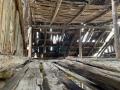 Baita d'epoca da ristrutturare libera su 4 lati con terreno antistante